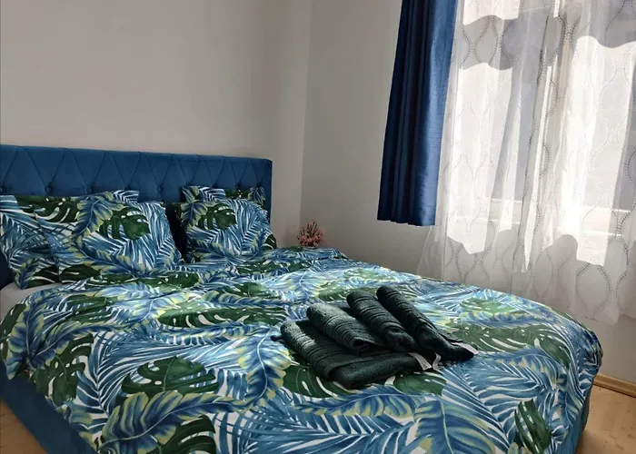 Beach 1 Minuta, Grand Hotel, Sheraton, Molo, Best Location